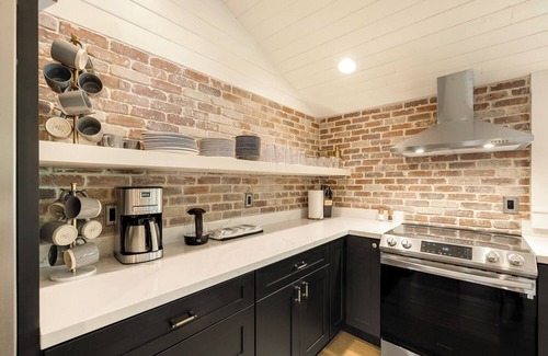 Monroe House | The Villa at Richardson Creek, brought to you by "The PNW Landing" Monroe