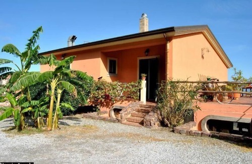 Santa Margherita Apartment | The Villa Benincasa Apartment with Sea View