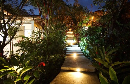 El Cerro House | The Villa Mariana with Chef & Staff