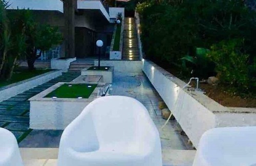 Torre Colonna-sperone Villa | The Villa on the Sea - Navel of Venus