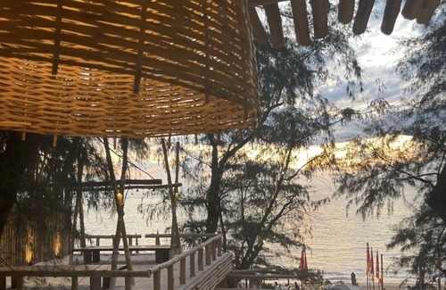 Na Kluea House | The villa with dock is 5 minutes from the beach