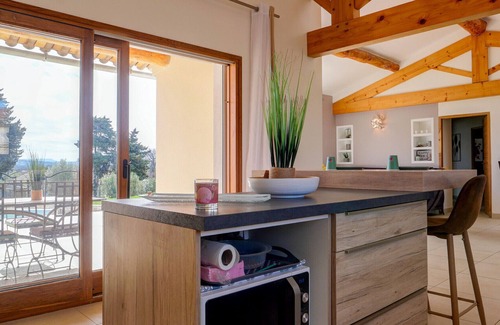 Colonzelle Villa | The Villa with garden, heated swimming pool & view of the Ventoux - Colonzelle