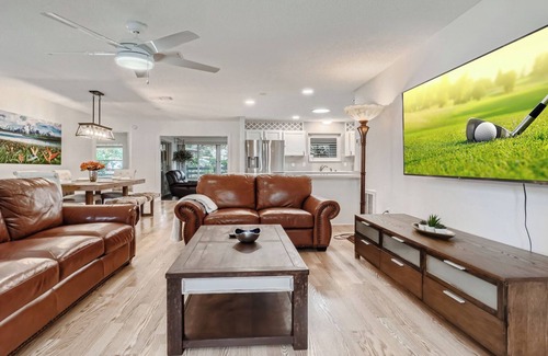 Alhambra House | The Village Cottage Discounts for wk/month stays!