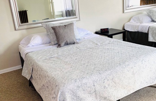 New London Apartment | The Village Loft - A Charming Boutique Loft in New London Ohio