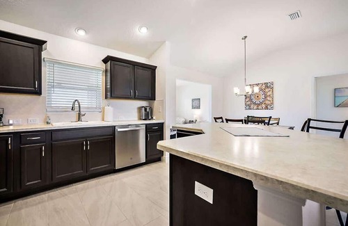 Wildwood House | The Village of Hawkins