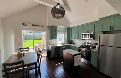 Greenport House | The Village Villa – Renovated 6-Bedroom Home in the Heart of Greenport Village