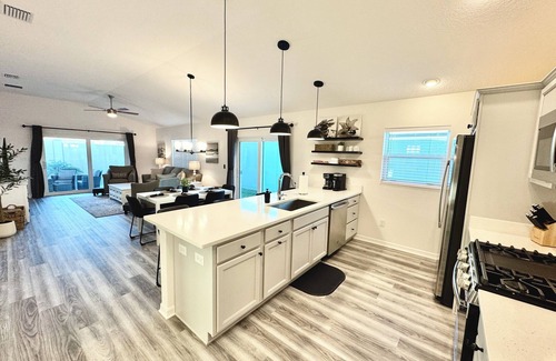 Sumter County House | The Villages 2/2 + Office in The Village of Moultrie Creek