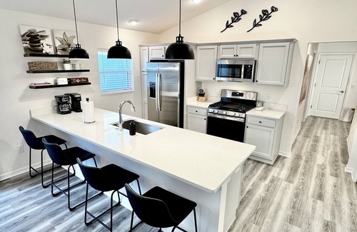 Sumter County House | The Villages 2/2 + Office in The Village of Moultrie Creek