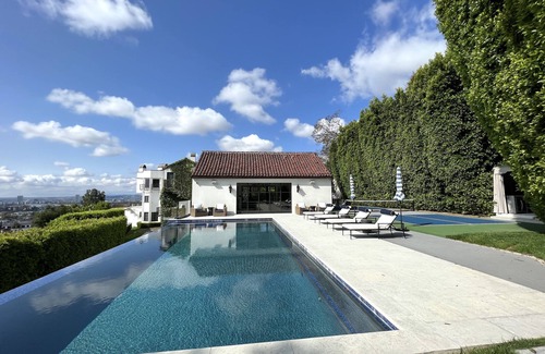 Hollywood Hills West Villa | The Villas at Park Hill Estate