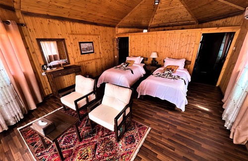 Wadi Rum Hotel | THE VILLAS - BEDOUIN BOUTIQUE RESORT