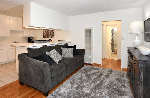 Palms Apartment | The Vinton # 2