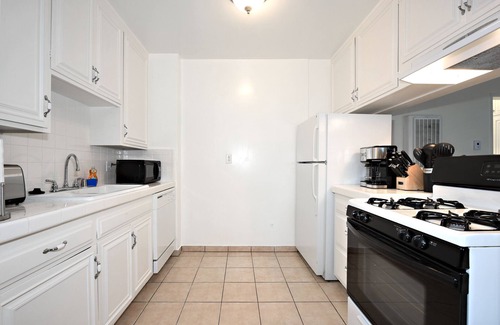 Palms House | The Vinton #6