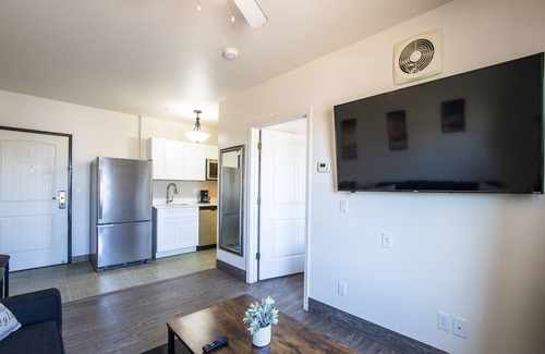 Sierra Vista Hotel | The Vistas