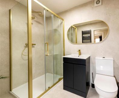 Queens Quarter Apartment | The Vogue- 2bd Hip Ap Ultra Fast WIFI