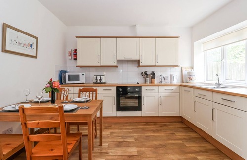 Driffield Cottage | THE WAGON SHED, family friendly, with a garden in Bridlington