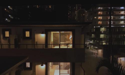 Waikiki Hotel | The Walk-Up Waikiki Beach
