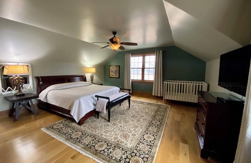 Port Rowan Other | The Walnut Grove Estate is a spacious and cozy farm house. 50 Acres of privacy