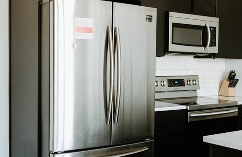 Spring Garden Apartment | The Walton- Luxury apt with parking and roof deck in Fairmount