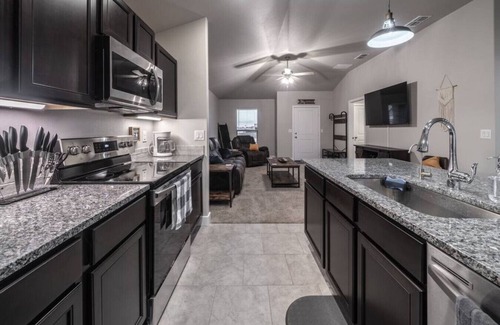 Lubbock House | The Wander Inn - 3BR/2BA - New Construction