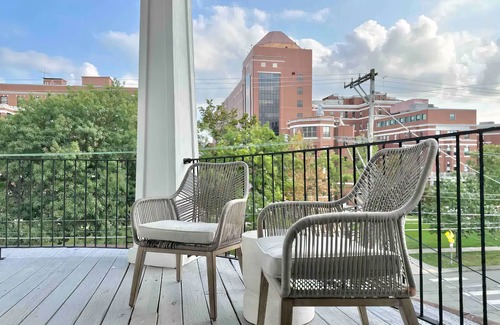 Bloomfield Apartment | The Warhola Bloomfield