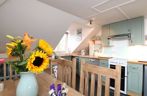 Saint Martin Cottage | THE WATCH, pet friendly, country holiday cottage in Porthcurno