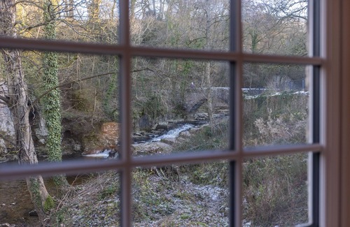 Leyburn Apartment | The Waterfall Mill – The Studio (New to Vrbo)