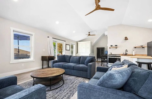 Tolchester Beach House | The Waterfront Retreat- *With Sauna and Hot Tub!*