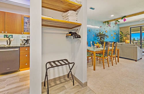 Kapalua Condo | The Wave at Kapalua, Ocean 10th Hole Golf Course Views