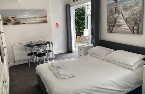 Birchington Bed & Breakfast | The Waves B&B