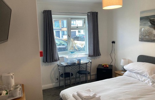 Birchington Bed & Breakfast | The Waves B&B