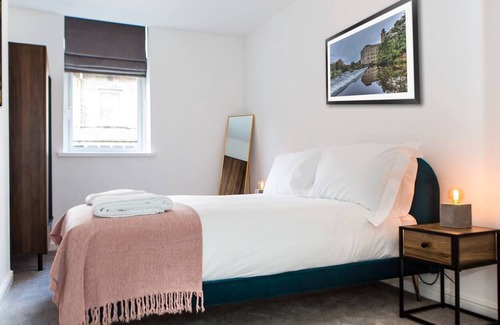 Shipley Apartment | The Weaver Suite at Salts House