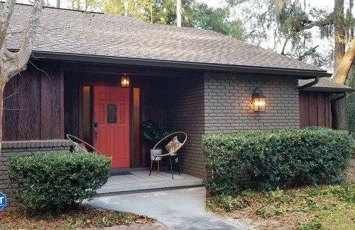 Fellowship House | The WEC House. Close to HITS & 2 miles to the World Equestrian Center.