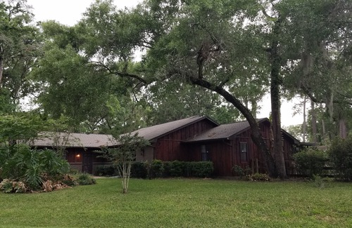 Fellowship House | The WEC House. Close to HITS & 2 miles to the World Equestrian Center.