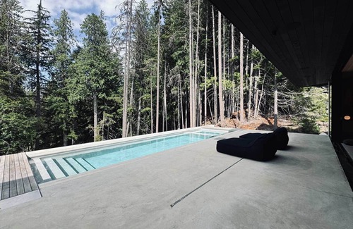 Sea to Sky Highway House | The Wedge by Boutique