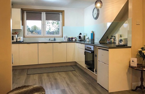 Dunfermline Cottage | The Wee Pad - UK42918