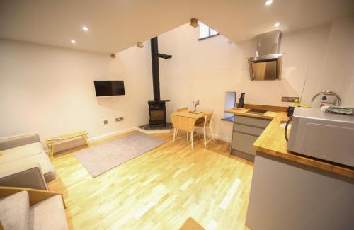 Hele House | The Well house