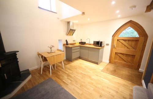 Hele House | The Well house