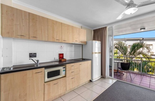 East Brisbane Hotel | The Wellington Apartment Hotel