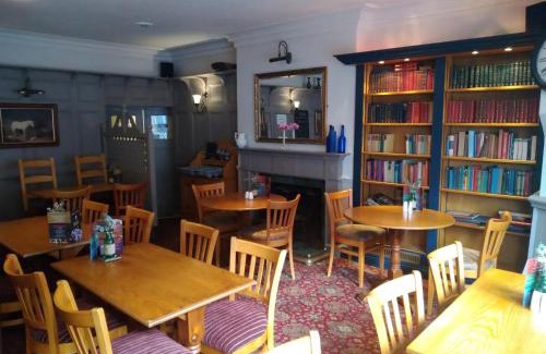 Howden Hotel | The Wellington Hotel