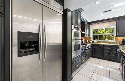 South Lake House | The Wellness Retreat- Amazing Amenities Near Beach