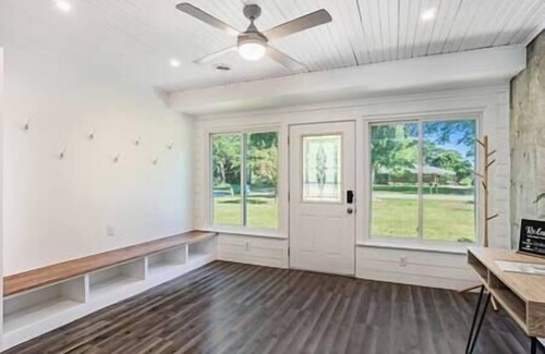 Norton Shores House | The Wendover