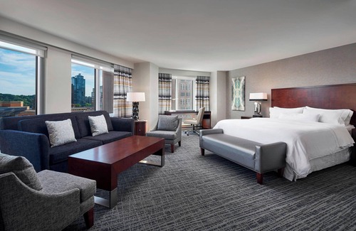 Eisenhower East Hotel | The Westin Alexandria Old Town