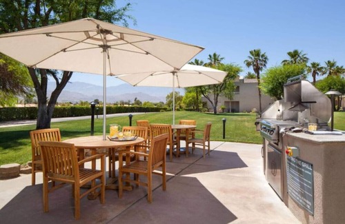 Rancho Mirage Condo | The Westin Mission Hills Resort 1BD Villas Palm