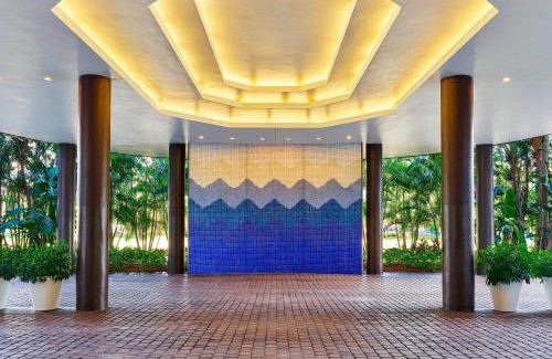 Beach Park Hotel | The Westshore Grand, A Tribute Portfolio Hotel, Tampa