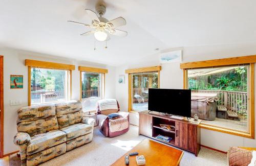 Brookings House | The Whale House