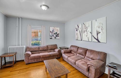 Oneonta House | The Wheelhouse All Star Baseball Rentals