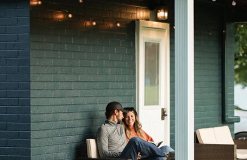 Milroy Cabin | The Whispering Pines - Hartman Center