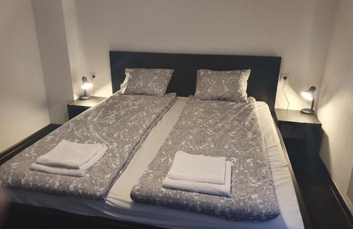 Kvartal Noviya Grad Apartment | The white apartment at the ski