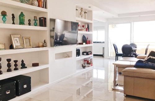 Playa Pobla de Farnals Apartment | The White Apartment: Luxury, Beach and Design