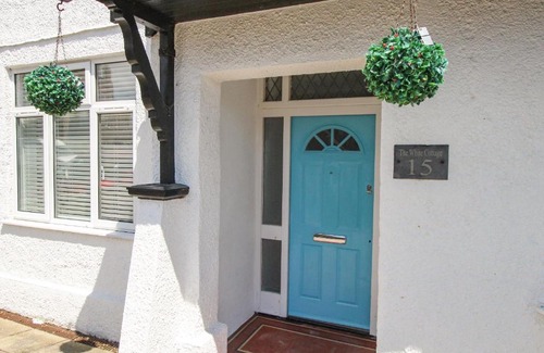 Weymouth House | The White Cottage